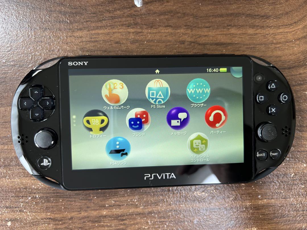 PS Vita PCH-2000 ブラック