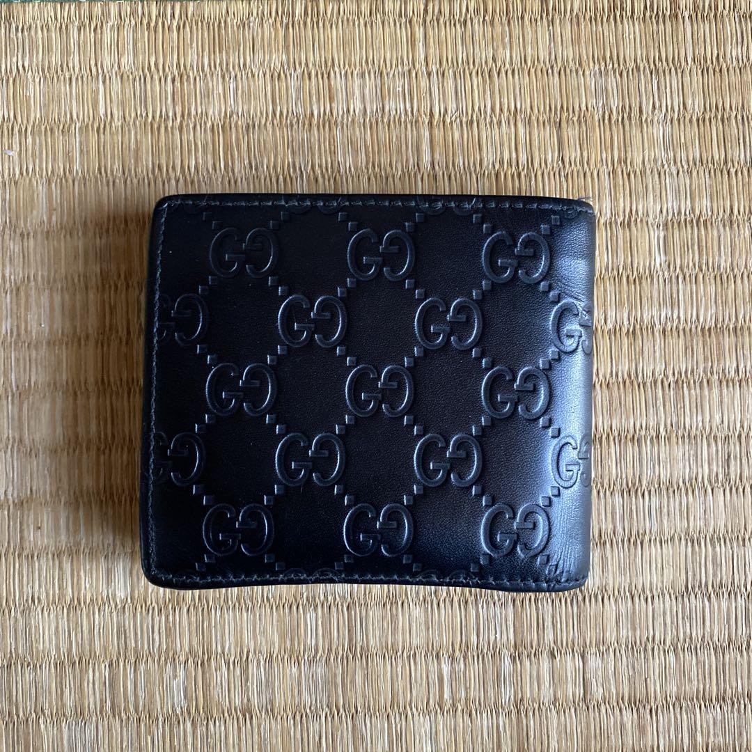 GUCCI 二つ折り財布　7549F 8402