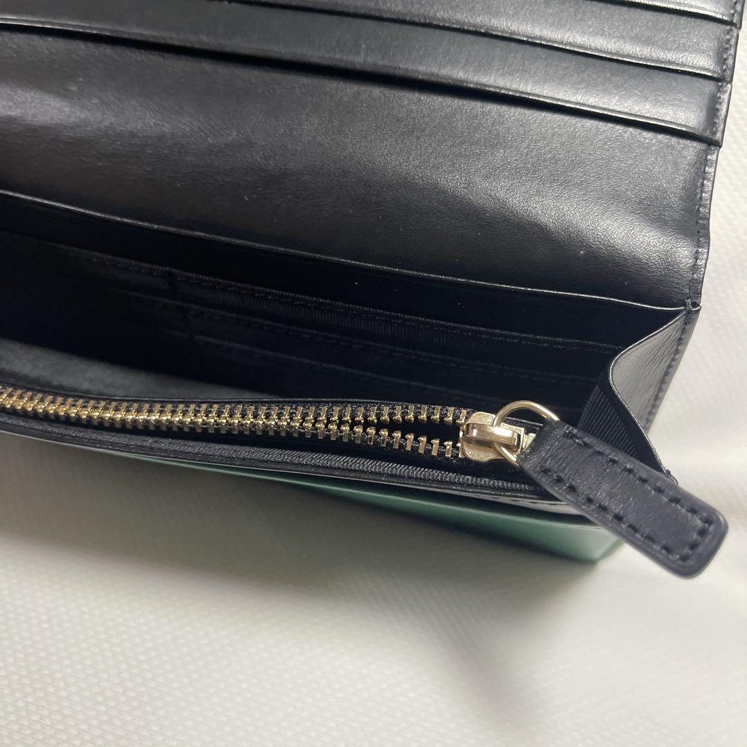 agnès b. ブラックロゴメタルプレートグリーン 長財布　レザー