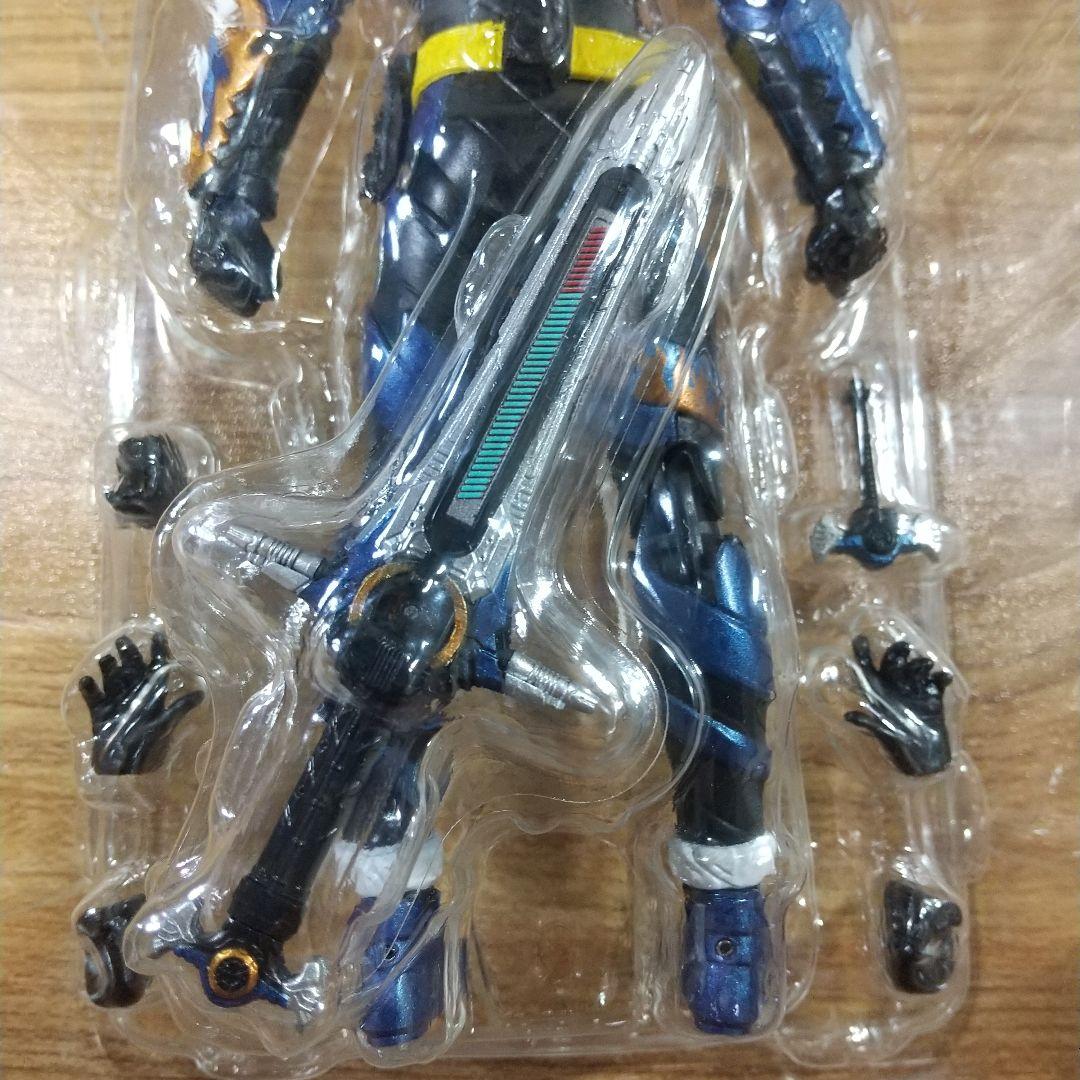 S.H.Figuarts 仮面ライダークローズ & クローズマグマ + オマケ