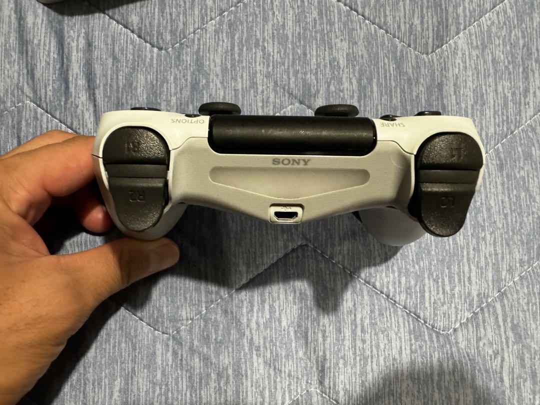 PS4 CUH-2100A 本体 コントローラー ケーブル 中古品 画像7