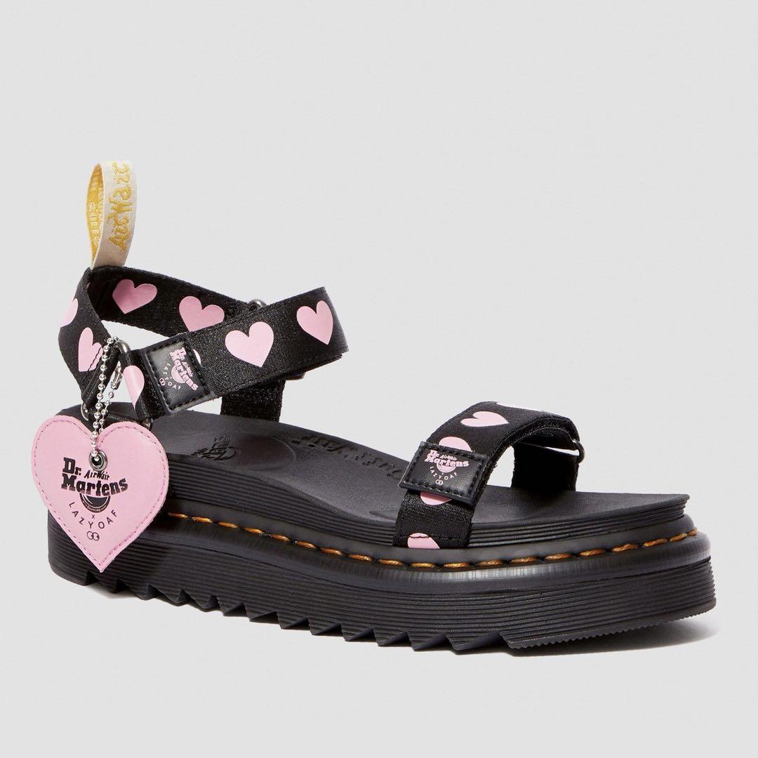 【値下げ中】Dr. Martens × LAZY OAF サンダル