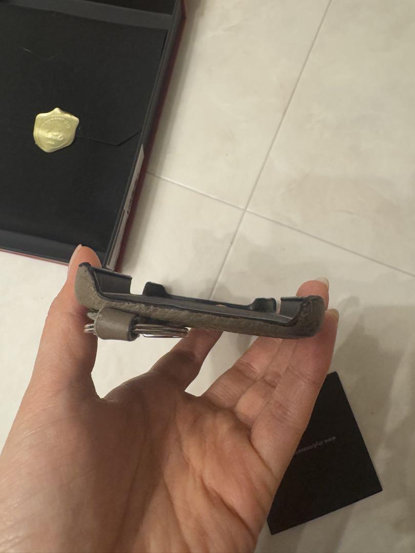 BONAVENTURA iPhone13proケース ショルダーストラップ
