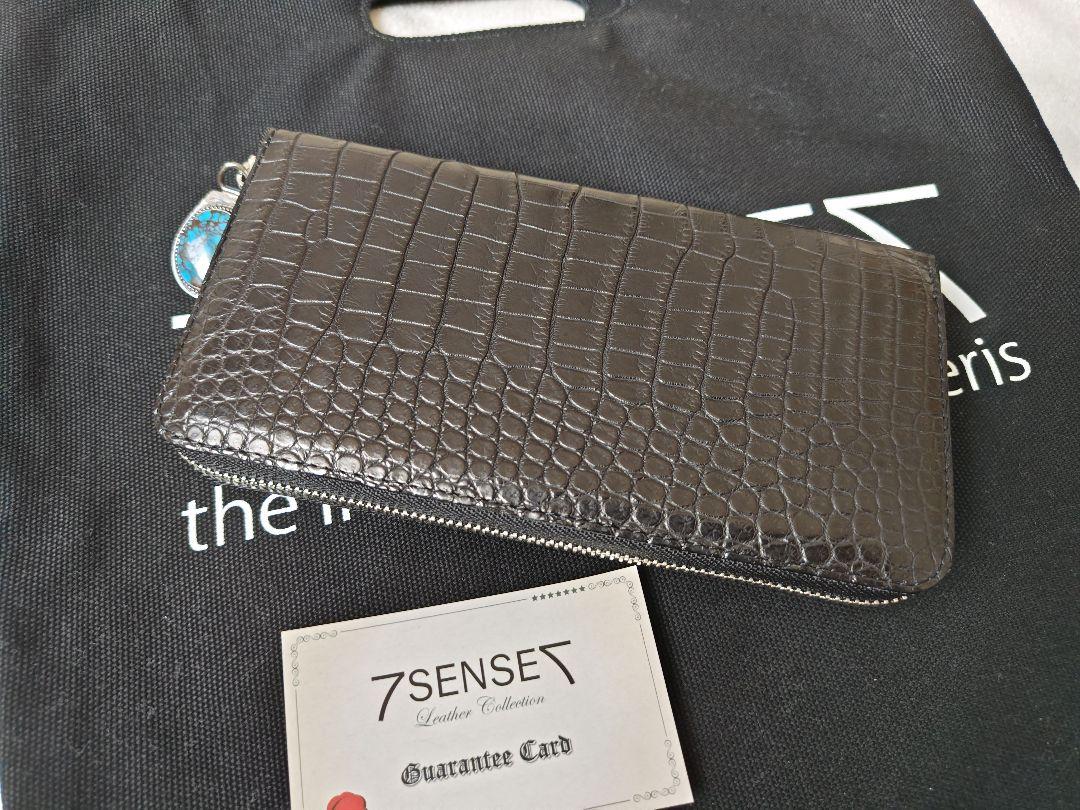 ７SENSE クロコダイルポロサスラウンドジップ長財布