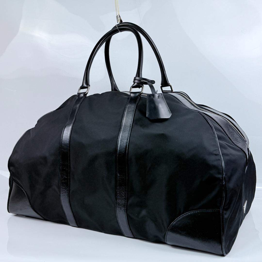 PRADA ボストンバッグ　三角プレート　ナイロン　黒 PRADA ボストンバッグ 大容量 三角ロゴプレート テスート