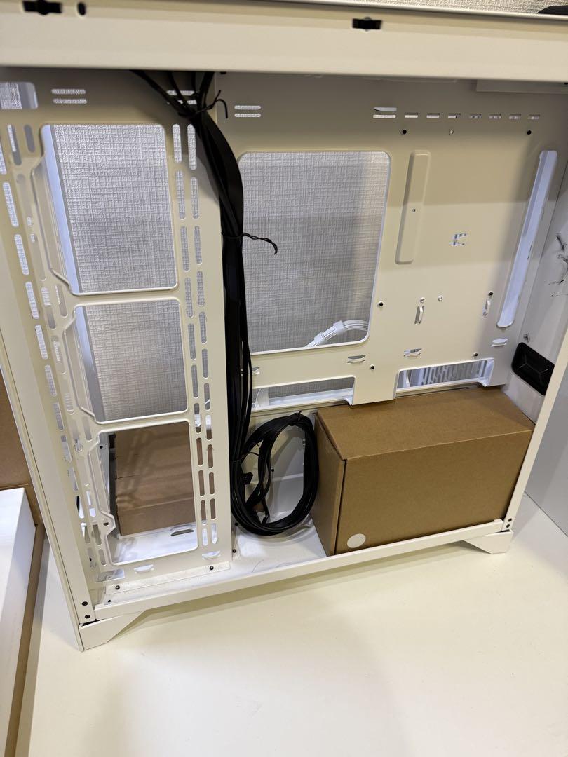 Thermaltake CTE E600 MX Snow PCケース