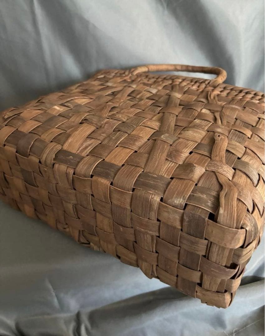 白川郷産 沢皮1番皮 サイズXL 職人手編み 網代編み 山葡萄籠バッグ 白川郷産 沢皮1番皮 サイズXL 職人手編み 網代編み 山葡萄籠バッグ