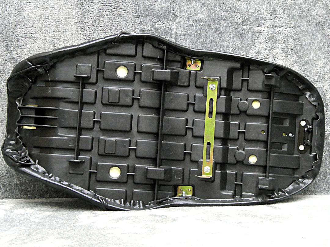 バリオス　１型　黒皮　タックロールシート