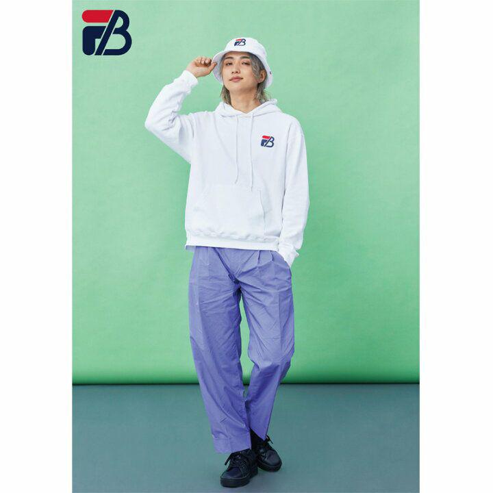 日本買い Lサイズ 白 パーカー コラボ FILA JUNON着用 BE:FIRST パーカー 公式通販ストア Lサイズ 白 パーカー コラボ FILA JUNON着用 BE:FIRST パーカー