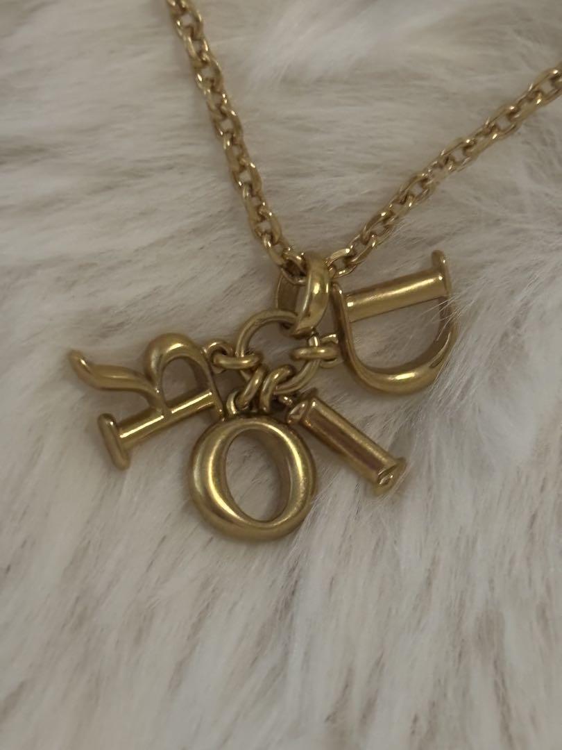無料配達 Dior ロゴチャーム ネックレス アクセサリー