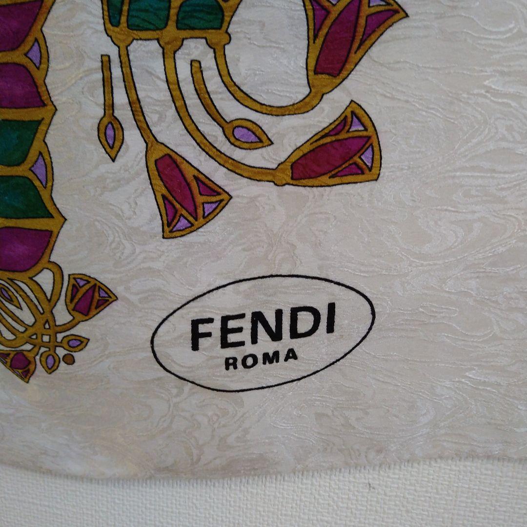 クラシック FENDI vintage エジプト柄 大判スカーフ 小物