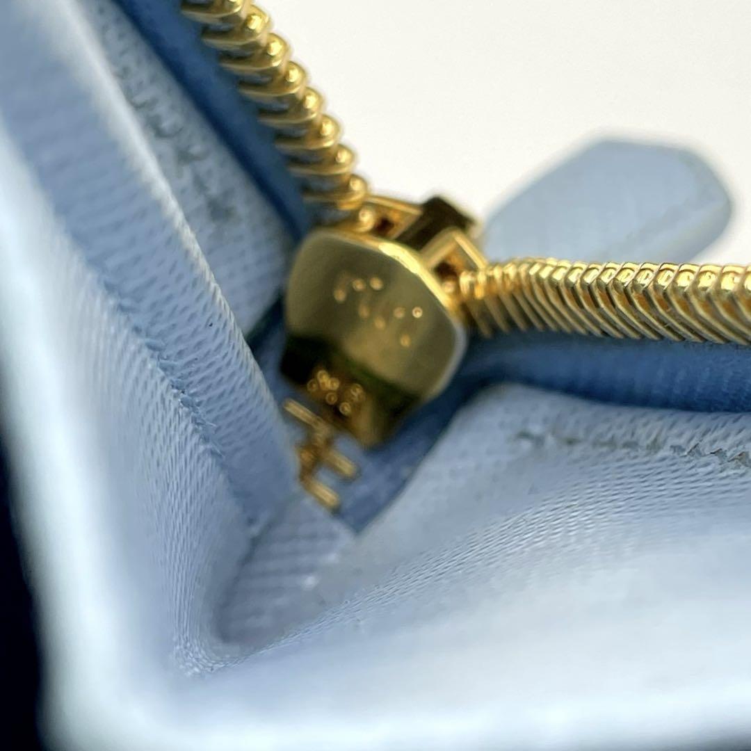 PRADA プラダ　サフィアーノレザー 長財布 ライトブルー