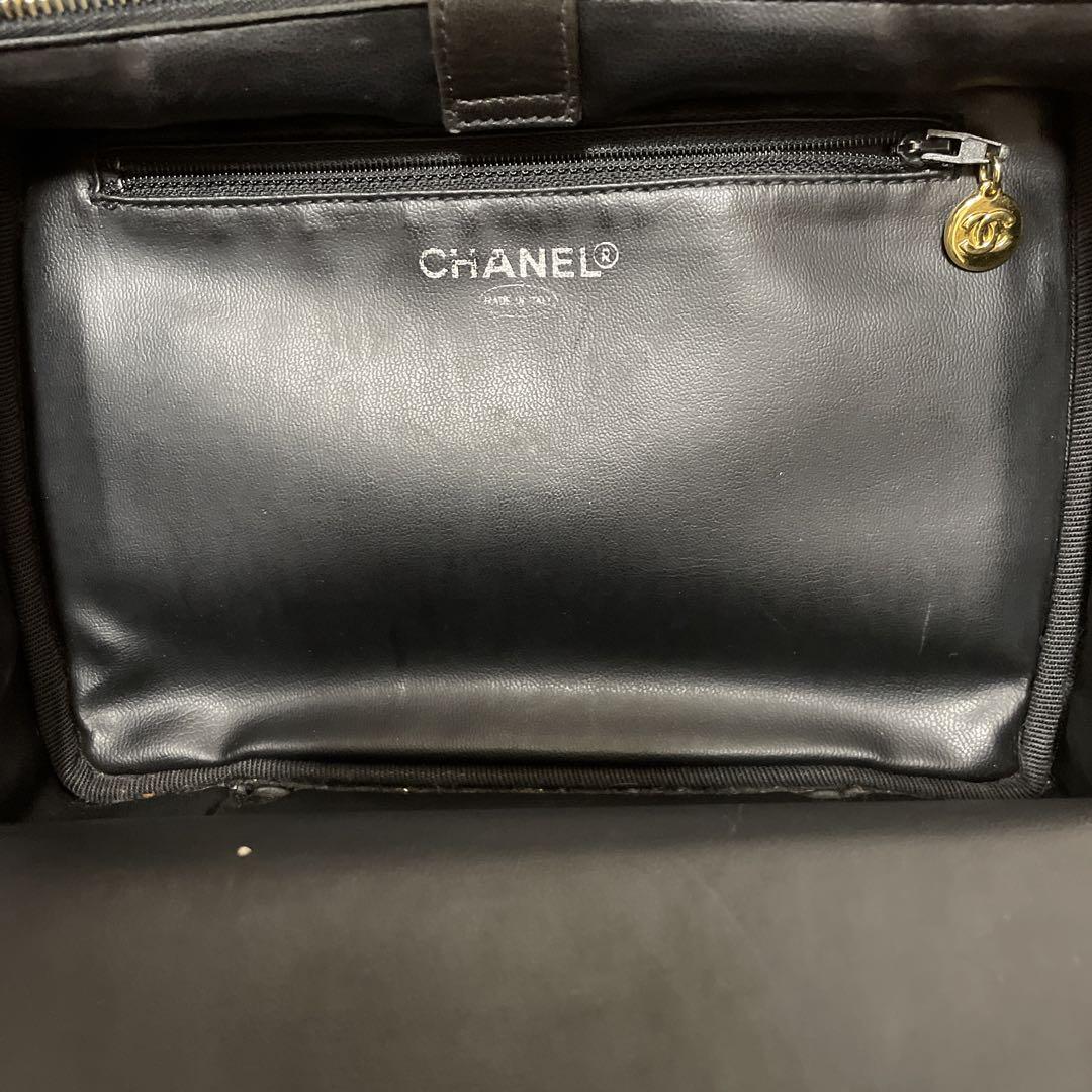 CHANEL エナメル バニティ 希少 VINTAGE CHANEL エナメルレザー バニティバッグ マトラッセ