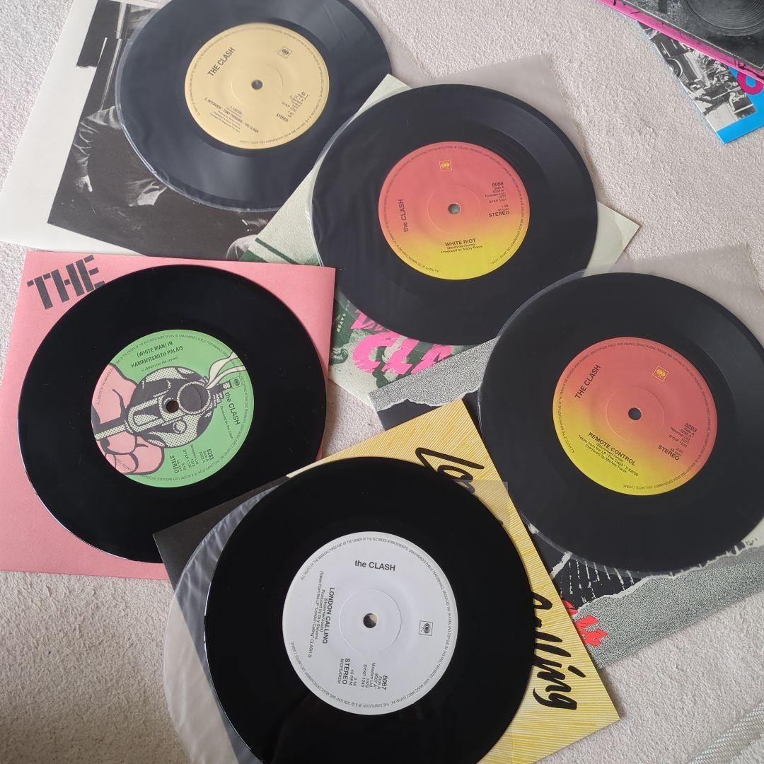 クラッシュ　シングルズ　The CLASH The SINGLES 超美品