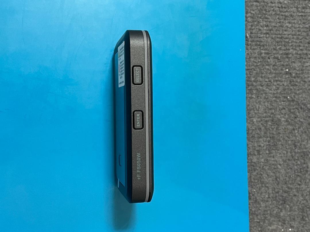 【新品同様】富士ソフト 高速モバイルルーター +F FS050W 画像8