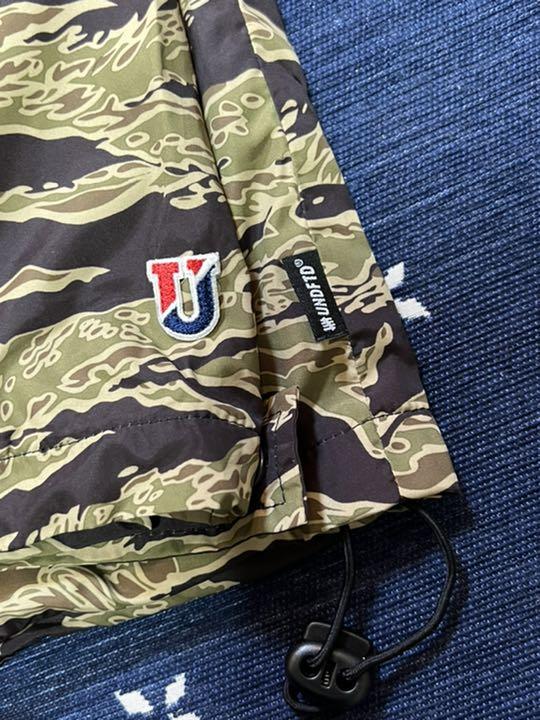 ジャケット UNDEFEATED タイガーカモ柄コーチジャケット hEOUf-m86326014373 のサイズ