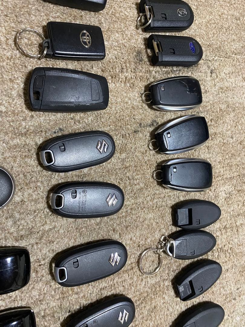 キーレス 25個やや傷や汚れあり BRIGHTFACE_UK