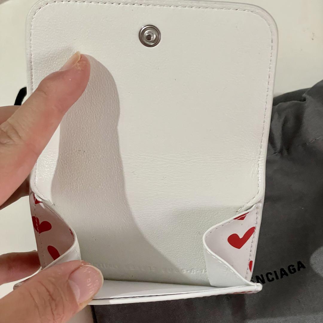 BALENCIAGA ミニウォレット　ミニ財布　ホワイトベースハート柄