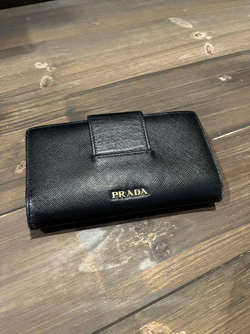 PRADA サフィアーノ　長財布