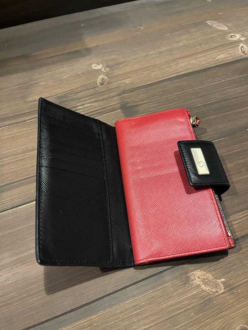 PRADA サフィアーノ　長財布