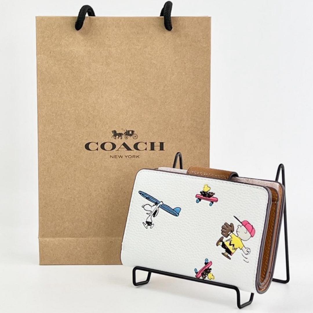 新品 COACH 財布 コーチ スヌーピー コラボ レザー チョーク 白