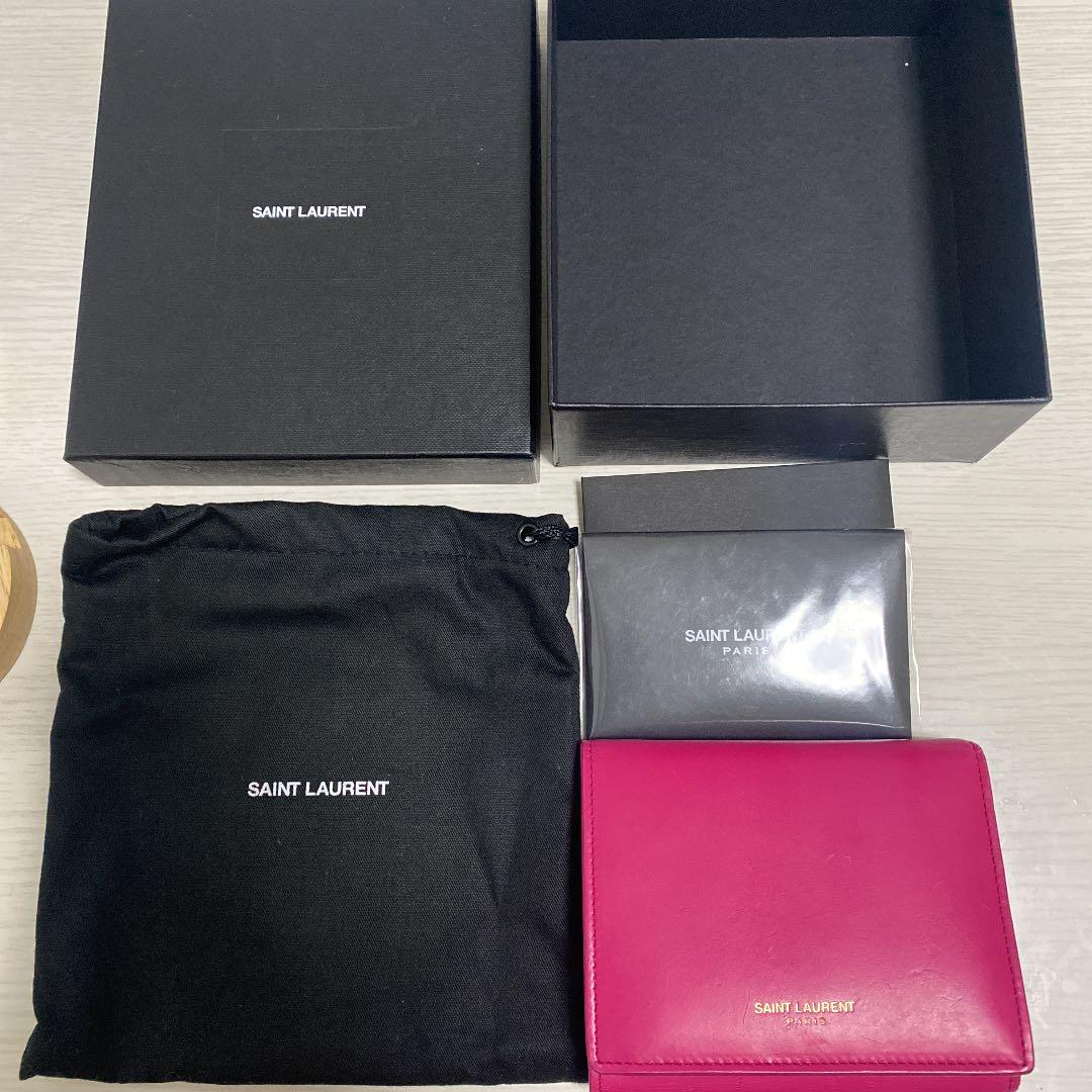 名作
 SAINT LAURENT サンローラン　三つ折り財布　レディース　ピンク 折り財布