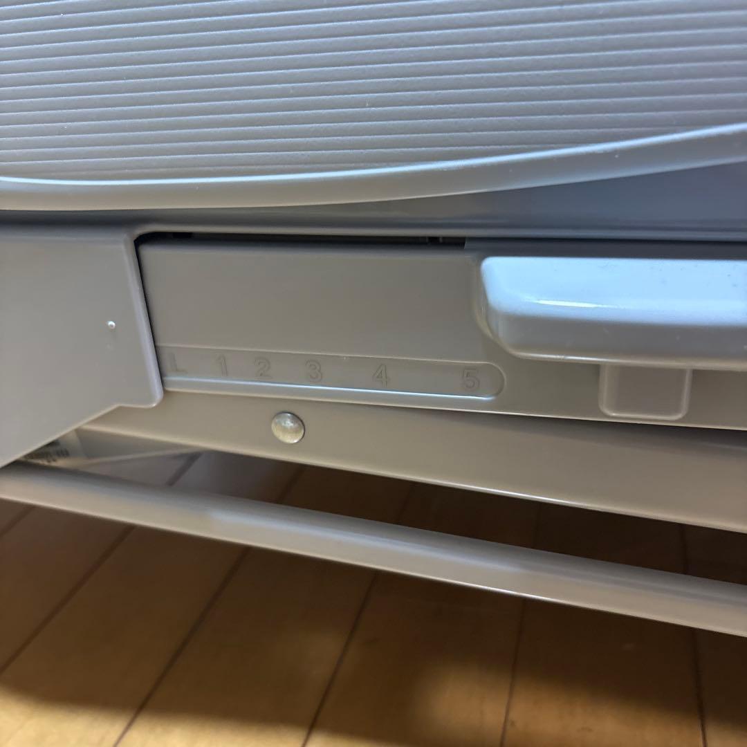 折りたたみベビーチェア ホワイト