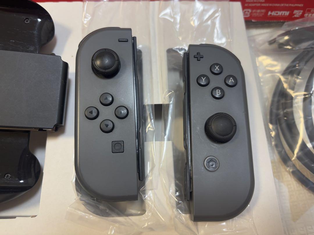 【美品】Nintendo Switch 本体　グレー