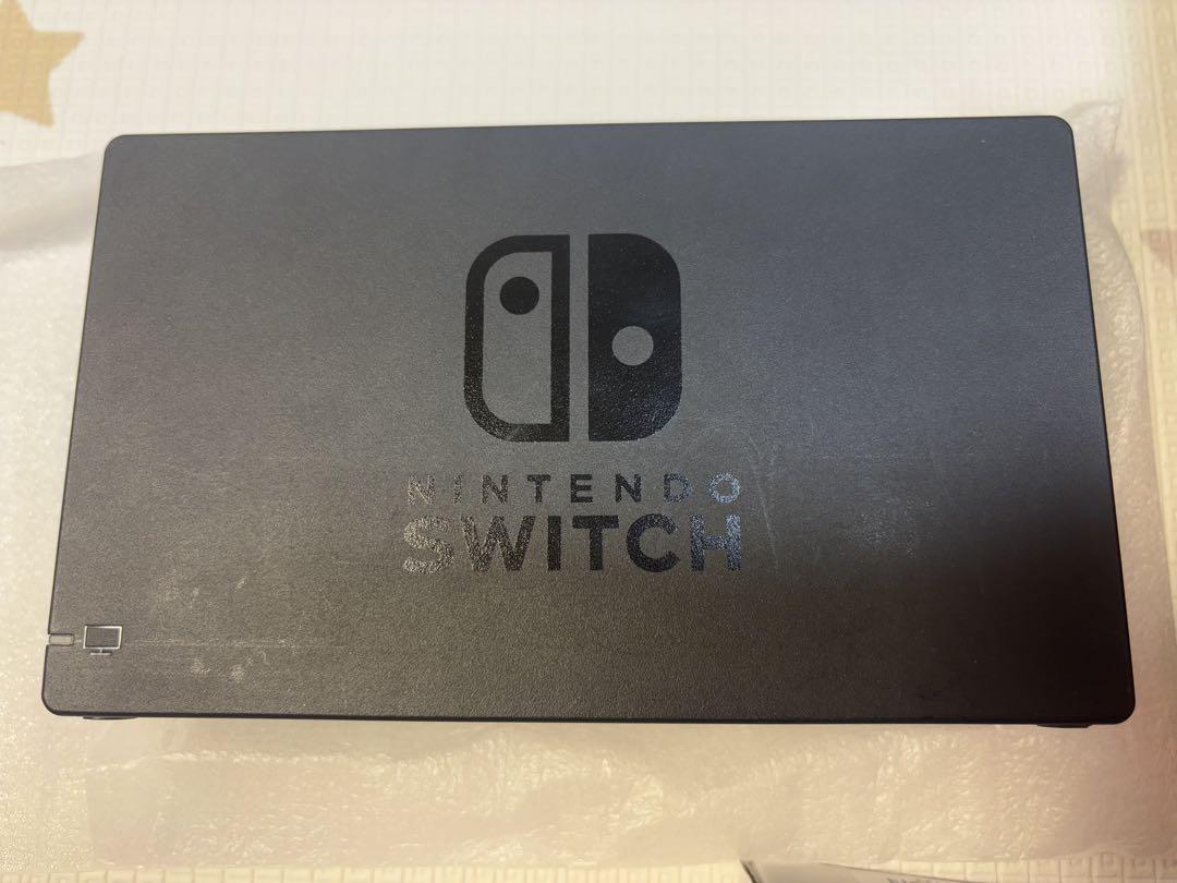 【美品】Nintendo Switch 本体　グレー