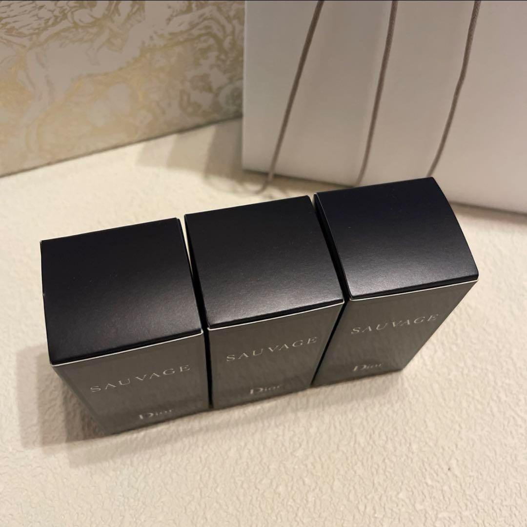 新品未開封　Dior SAUVAGE ディオール ソヴァージュ香水 10ml