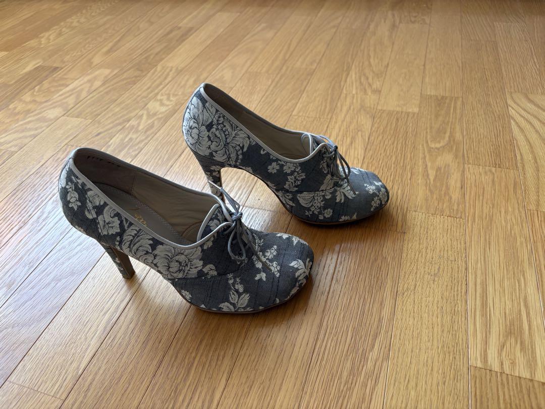 vivienne westwood 花柄 グレー 高ヒールパンプス