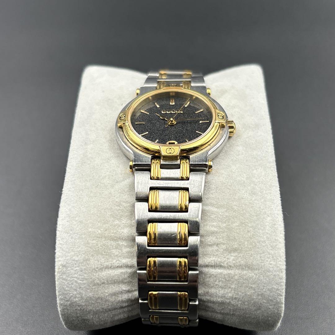 GUCCI 9000L シルバー×ゴールド 黒文字盤 腕時計