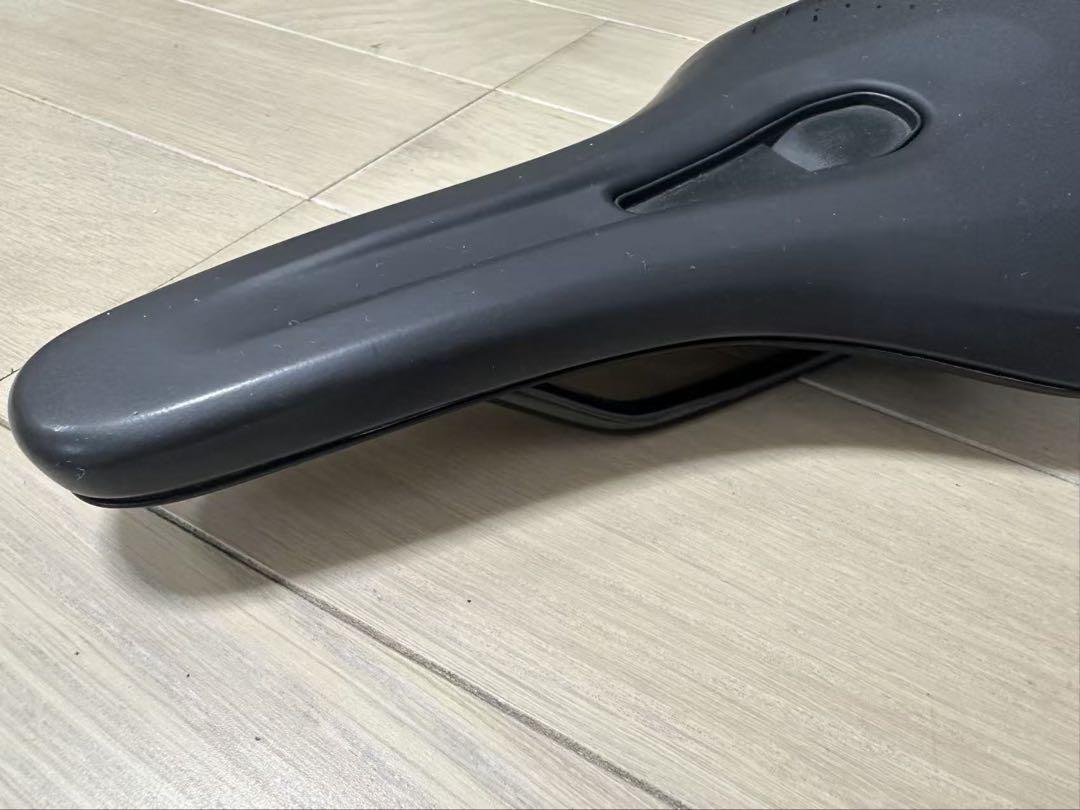 FIZIK フィジーク　RIDON X5 サドル　グラベル用