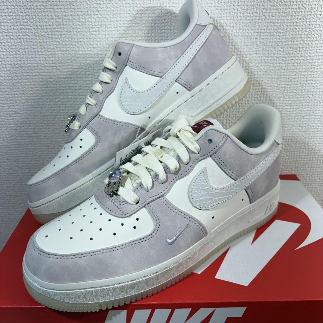 NIKE AIR FORCE 1 '07 LX 26cm FZ5066-111 - メルカリ