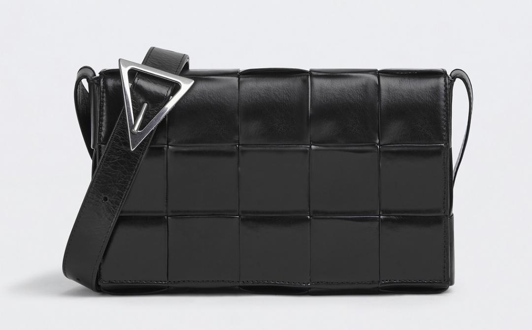 一部予約!】 BOTTEGA VENETA ボッテガ カセット レザー 2021 ダニエルリー ショルダーバッグ バッグ ¥88,060-aiesec.org.br 一部予約!】 BOTTEGA VENETA ボッテガ カセット レザー 2021 ダニエルリー ショルダーバッグ バッグ ¥88,060-aiesec.org.br