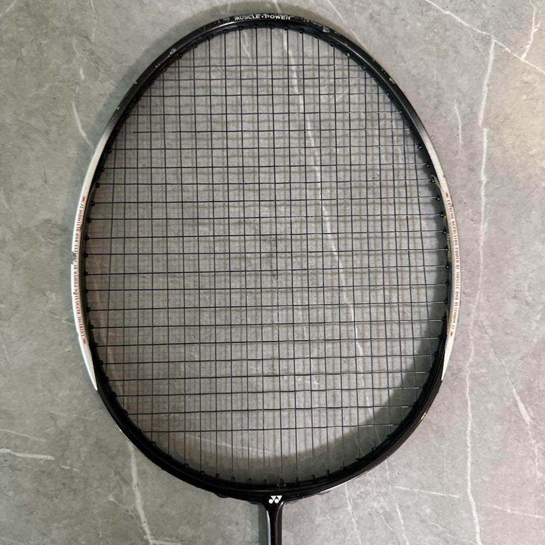廃盤希少⭐️美品⭐️YONEX カーボネックス 30 マッスル 3UG5 YONEX バドミントンラケット カーボネックス30 マッスル 3UG5
