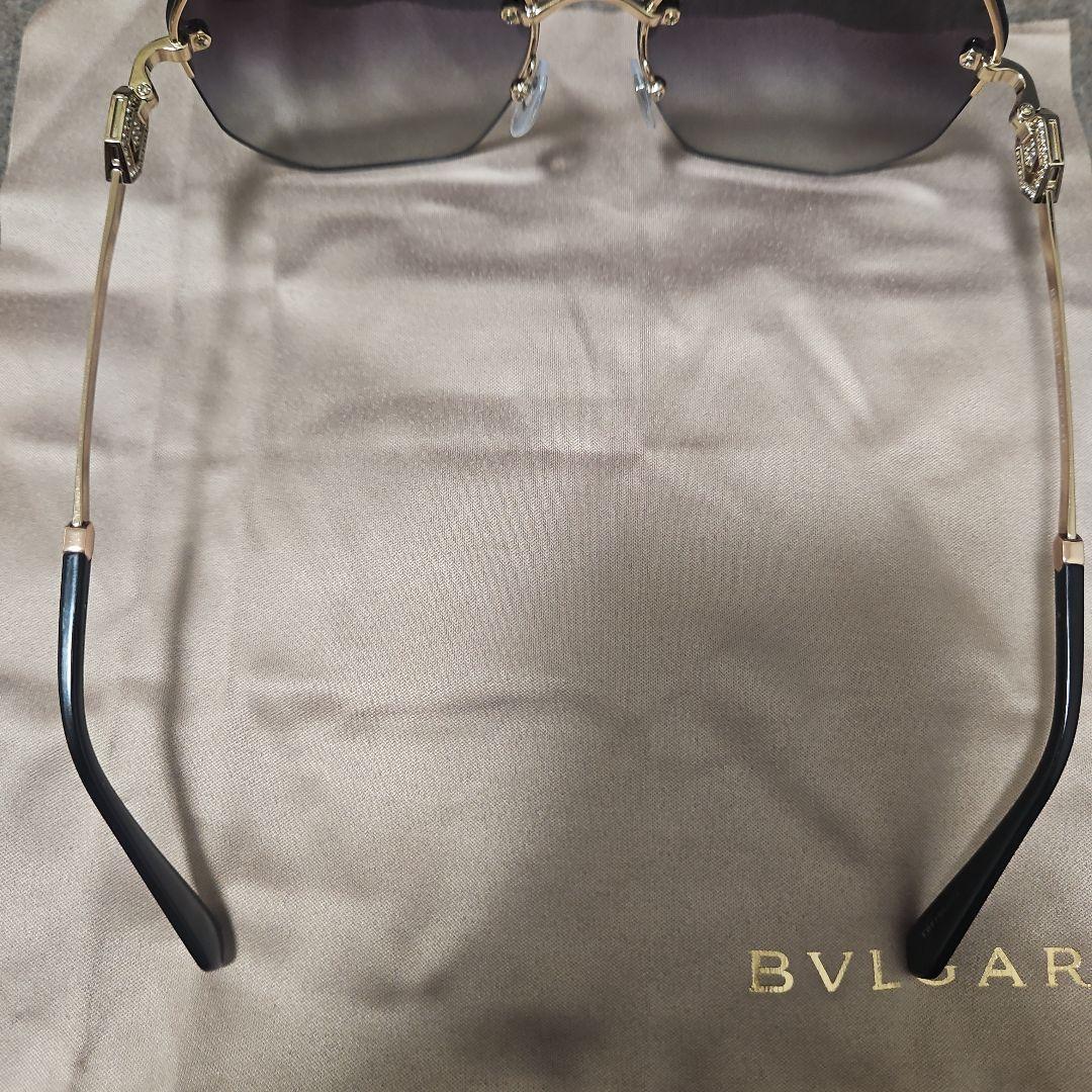 充実の品 BVLGARI 八角形サングラス 小物