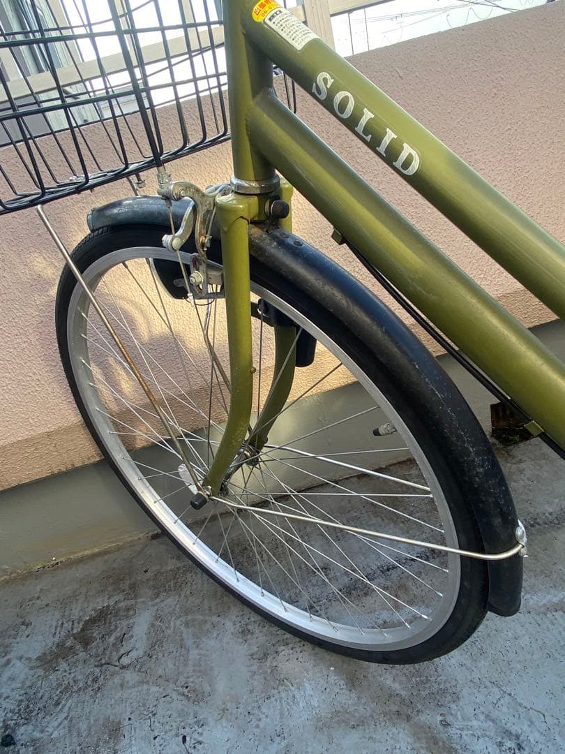 オリーブグリーン シティサイクル 前面バスケット付き 27インチ目立った傷や汚れなし BRIGHTFACE_UK