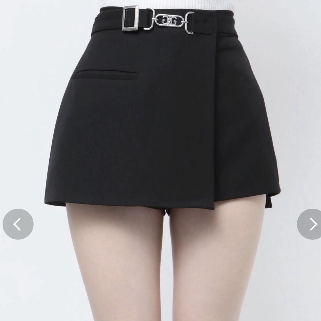 d.i.a.ダイヤ正規品y2kゴールドラメヒョウ柄ジッパーショートパンツsexy d.i.a - d.i.a ヒョウ柄 ショートパンツの通販 by プロフ必読