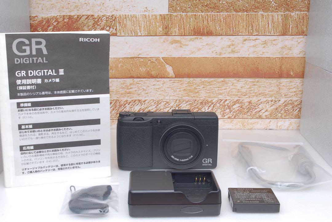 RICOH GR DIGITAL Ⅲ⭐️コンパクトデジタルカメラ⭐️軽量⭐️コンパクト