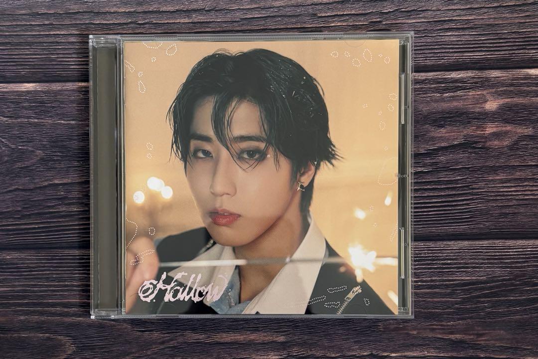 スキズ　Hollow ハン盤　新品未開封20枚 まとめ買い可】straykids スキズ Hollow FC盤 ハン盤 - メルカリ