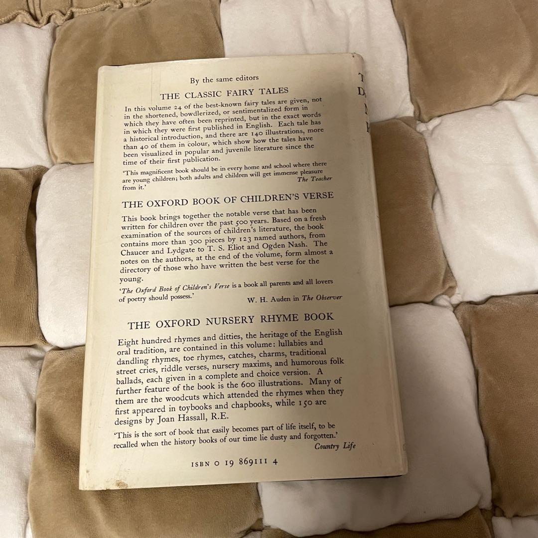 洋書 The Oxford Dictionary of Nursery Rhymes