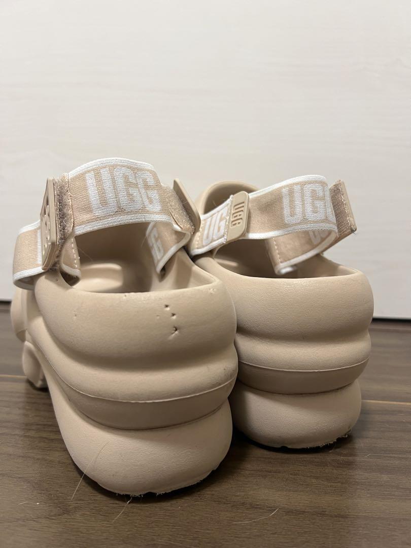 UGG 厚底ベージュサンダル アグ UGG アグ 厚底 サンダル ゴールデンスター