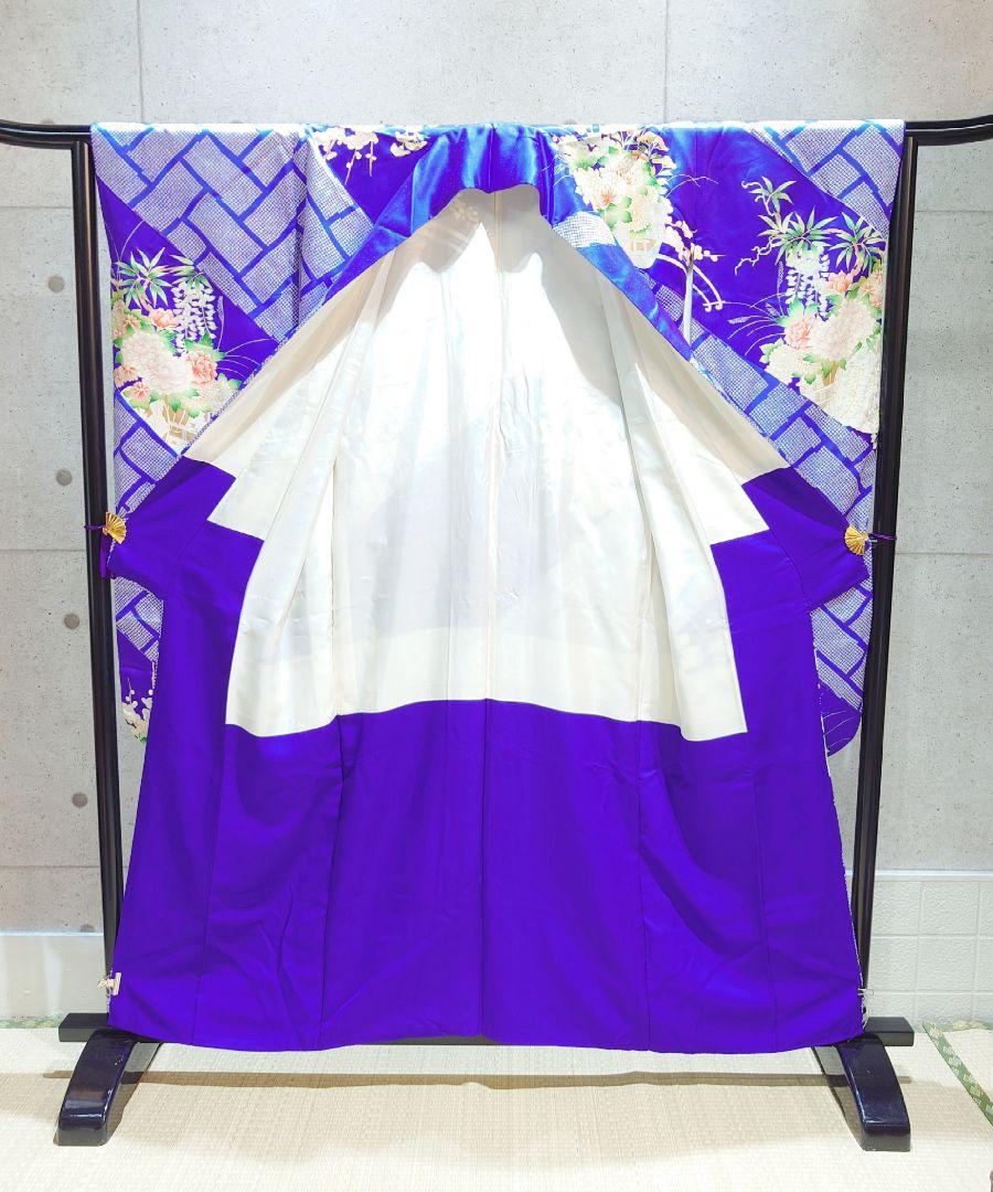 2180.華やか花車 刺繍 振袖 源氏車 袋帯 六通柄 2点セット 正絹