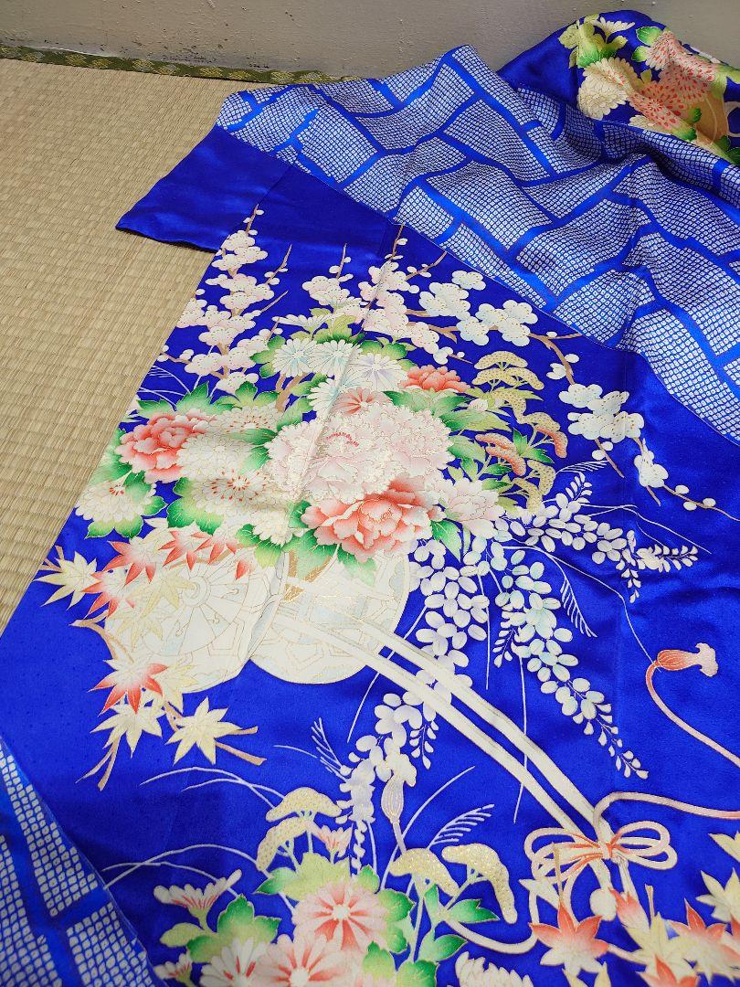定番人気！ 2180.華やか花車 刺繍 振袖 源氏車 袋帯 六通柄 2点セット 正絹 着物・浴衣