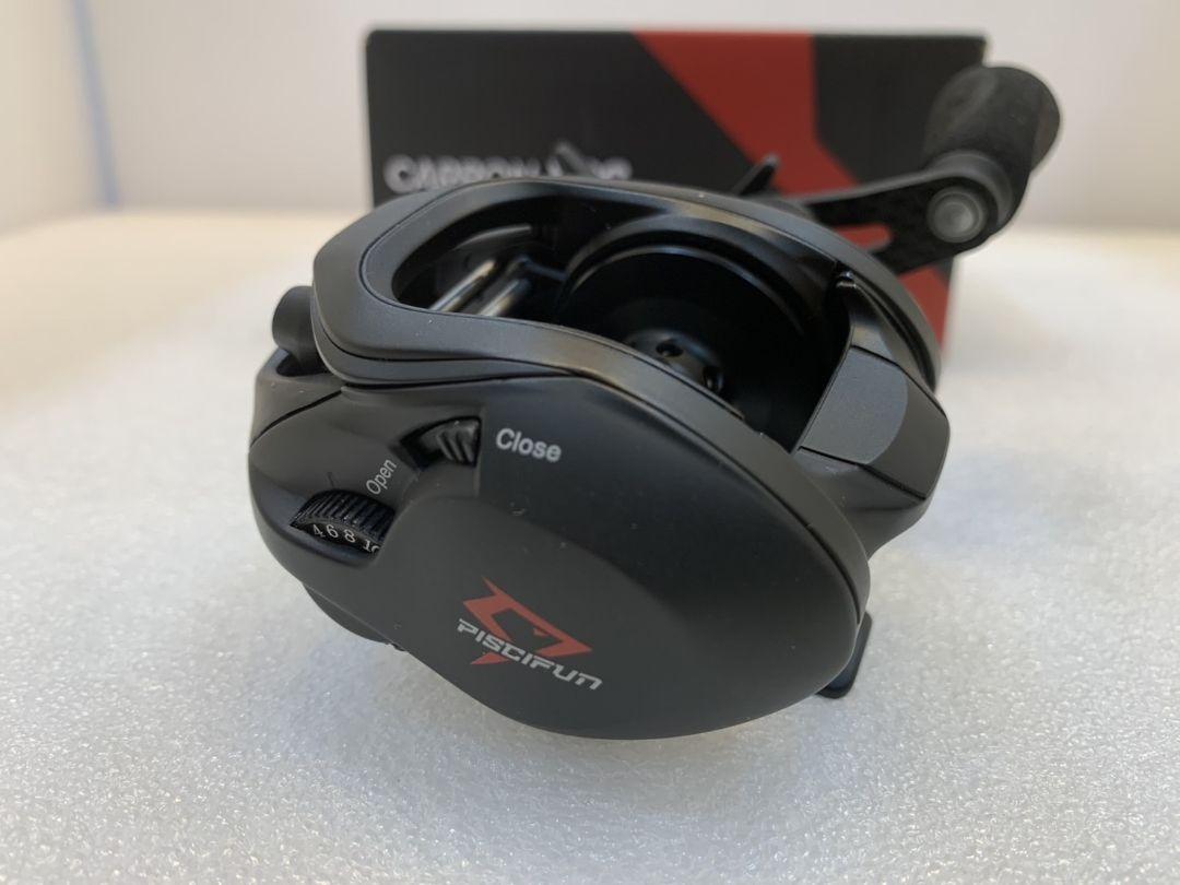 ピシファン　カーボンXCS　ベイトリール　PISCIFUN CARBON XCS