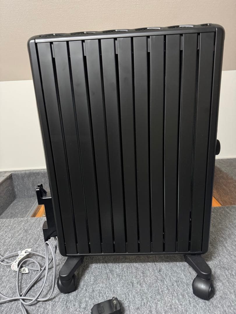 デロンギ マルチダイナミックヒーター オイルヒーター MDHU15-PB デロンギ マルチダイナミックヒーター オイルヒーター MDHU15-PB