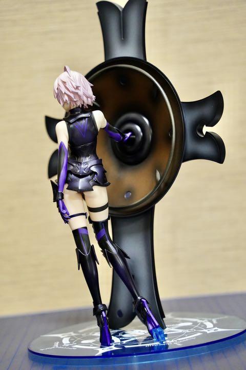 新品未開封　FGO マシュ・キリエライト 1/7スケールフィギュア Amazon.co.jp: アニプレックス Fate/Grand Order シールダー