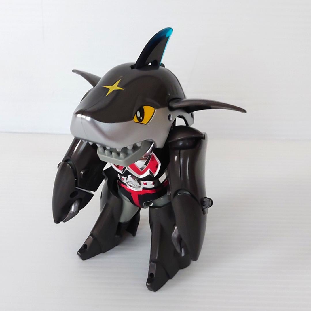 BANDAI スーパーチェンジシリーズ カブタック シャークラー バンダイ
