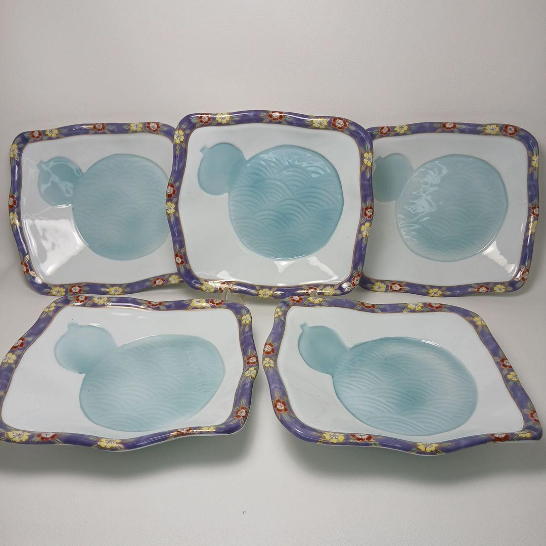 青磁陰刻　青海波(波模様) 約16×18㎝　角皿 　5枚セット